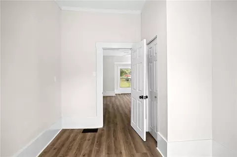 Entry Way - 300 Maple St, Lathrop, MO 64465 photo 2 of 4