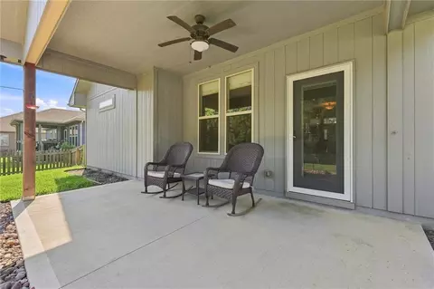 Exterior - 308 E Olive St, Raymore, MO 64083 photo 2 of 6
