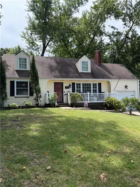 4111 W 74th Ter, Prairie Village, KS 66208