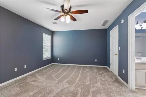 Bedroom - 931 NE Devon Dr, Lees Summit, MO 64064 photo 1 of 3