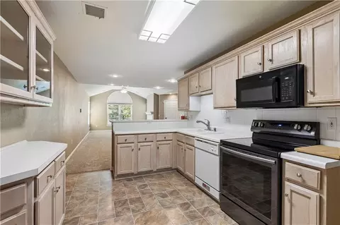Kitchen - 931 NE Devon Dr, Lees Summit, MO 64064 photo 1 of 1
