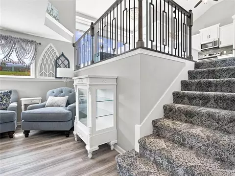 Entry Way - 800 Wright St, Pleasant Hill, MO 64080 photo 5 of 7