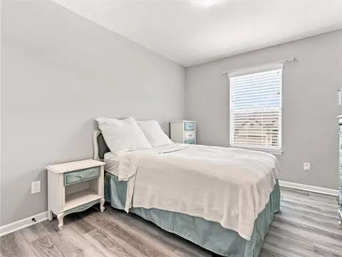Bedroom - 800 Wright St, Pleasant Hill, MO 64080 photo 3 of 5