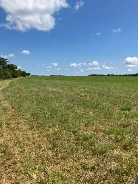 00000 Mills Rd, Lacygne, KS 66040