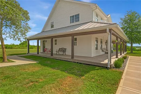 Exterior - 3008 E 355th St, Drexel, MO 64742 photo 4 of 10