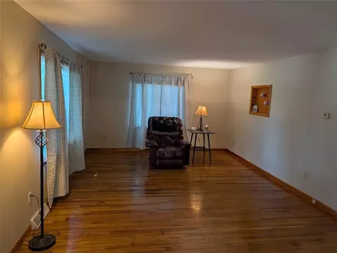 618 N Cherry St, Cameron, MO 64429 photo 5