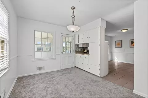 Dining - 9503 E 80th Ter, Raytown, MO 64138 photo 1 of 1