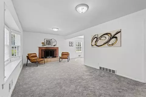 Living - 9503 E 80th Ter, Raytown, MO 64138 photo 1 of 4
