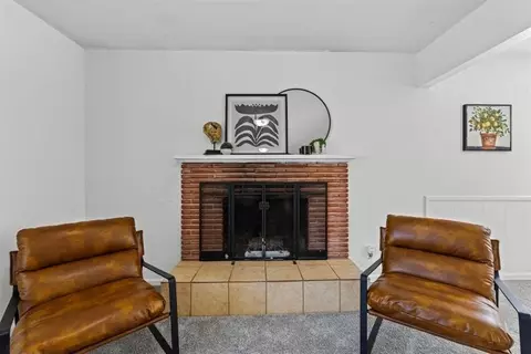 Living - 9503 E 80th Ter, Raytown, MO 64138 photo 2 of 4