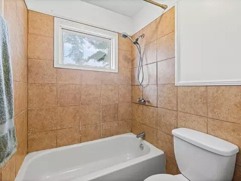 Bath - 9503 E 80th Ter, Raytown, MO 64138 photo 1 of 2