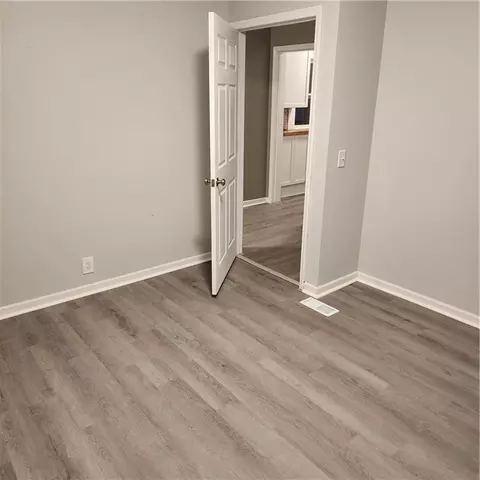 Bedroom - 503 SE 3rd St, Lees Summit, MO 64063 photo 5 of 7