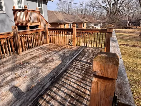 Exterior - 503 SE 3rd St, Lees Summit, MO 64063 photo 5 of 7