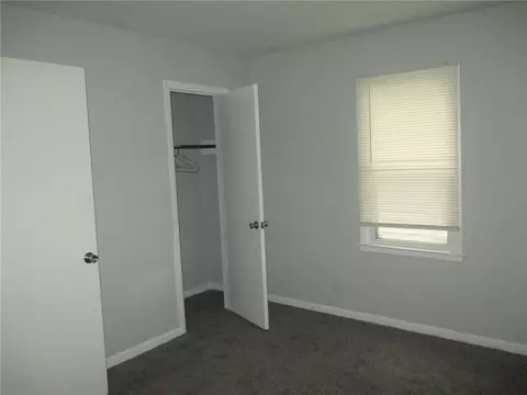 Bedroom - 516 Seargent Ave, Marshall, MO 65340 photo 1 of 3