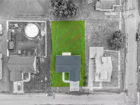 View/Area - 102 E 4th St, Norborne, MO 64668 photo 9 of 9