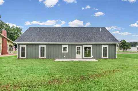 Exterior - 102 E 4th St, Norborne, MO 64668 photo 8 of 17