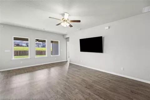 Living - 1606 Maci St, Belton, MO 64012 photo 2 of 3