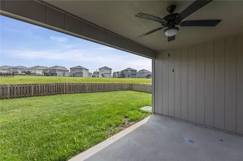 Exterior - 1606 Maci St, Belton, MO 64012 photo 3 of 8