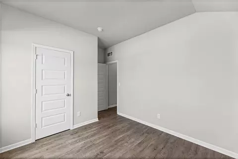 Bedroom - 1606 Maci St, Belton, MO 64012 photo 3 of 3