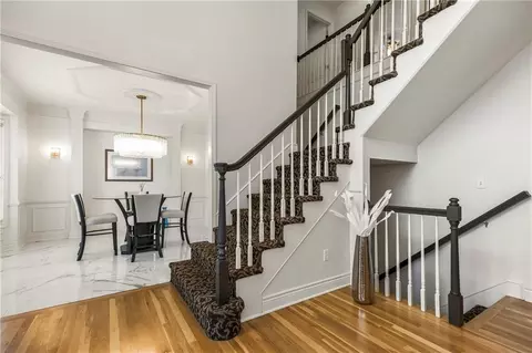 Entry Way - 2413 SW Regency Dr, Lees Summit, MO 64082 photo 2 of 4
