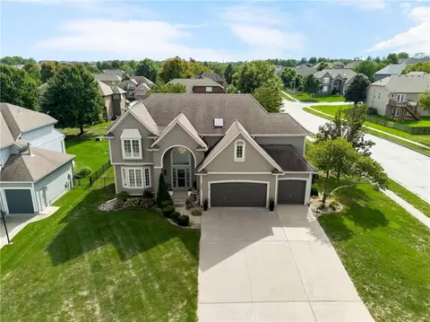 View/Area - 2413 SW Regency Dr, Lees Summit, MO 64082 photo 1 of 4