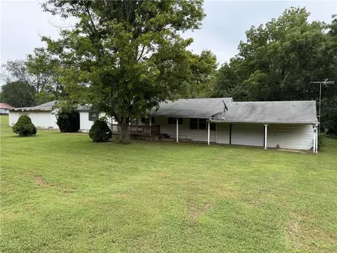 14255 Highway Y Hwy, Excelsior Springs, MO 64024