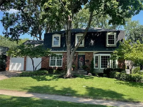 9909 Knox Dr, Overland Park, KS 66212