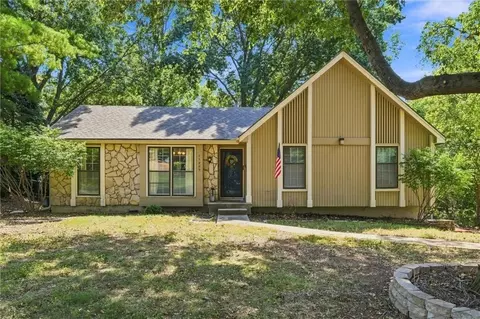 11309 W 99th St, Overland Park, KS 66214