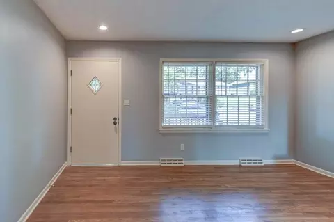 Living - 3913 S Milton Dr, Independence, MO 64055 photo 2 of 5
