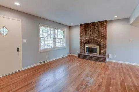 Living - 3913 S Milton Dr, Independence, MO 64055 photo 3 of 5