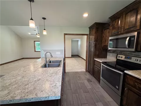 Kitchen - 203 Valley St, Lathrop, MO 64465 photo 2 of 5