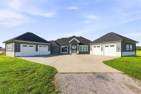 Exterior - 12006 E 195th St, Raymore, MO 64083 photo 3 of 17