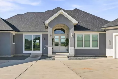 Exterior - 12006 E 195th St, Raymore, MO 64083 photo 7 of 17