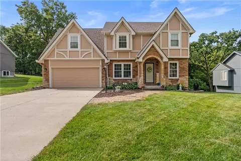 3907 73rd St, Kansas City, MO 64151