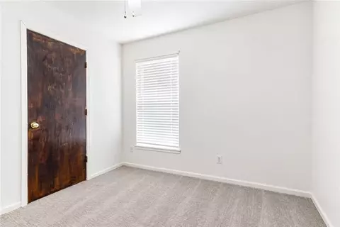 Bedroom - 944 N Pine St, Olathe, KS 66061 photo 4 of 6