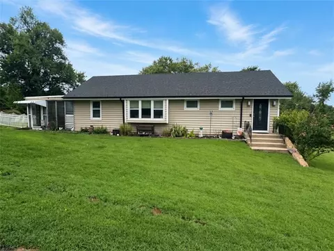 7145 Gibbs Rd, Kansas City, KS 66106