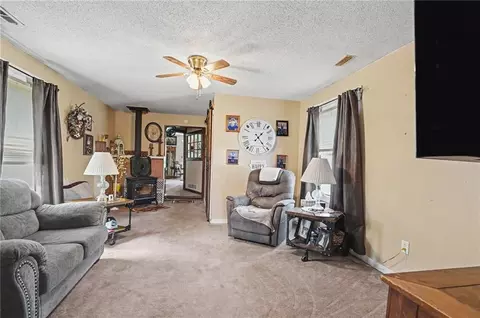 Entry Way - 528 Whitfield St, Lecompton, KS 66050 photo 2 of 2