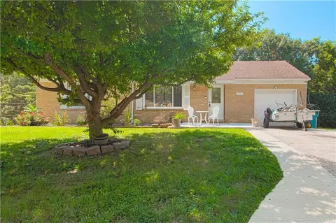 6515 Garfield Dr, Kansas City, KS 66102