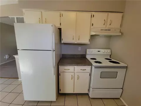 Kitchen - 205 NE Westwind Dr, Lees Summit, MO 64086 photo 2 of 3