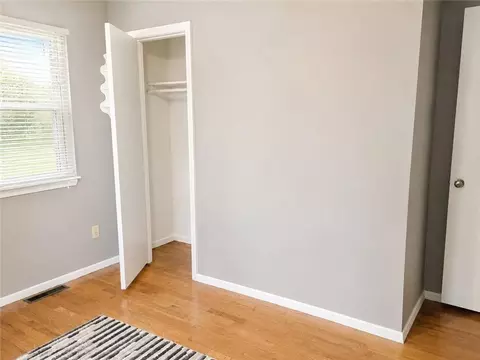 Bedroom - 4008 S Pleasant St, Independence, MO 64055 photo 5 of 5