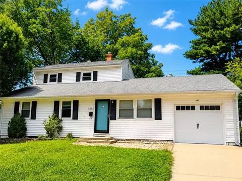 Exterior - 4008 S Pleasant St, Independence, MO 64055 photo 2 of 8