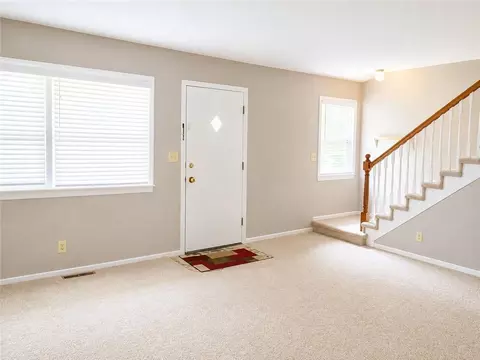 Living - 4008 S Pleasant St, Independence, MO 64055 photo 3 of 5
