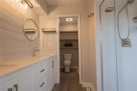 Bath - 128 SW Tess Ct, Lees Summit, MO 64081 photo 3 of 4