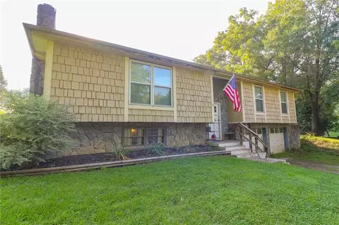 12723 Cave Ln, Excelsior Springs, MO 64024