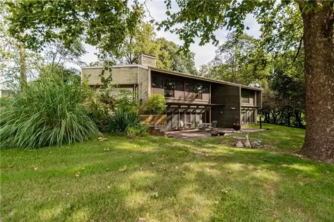 Exterior - 1406 N St, Atchison, KS 66002 photo 11 of 25