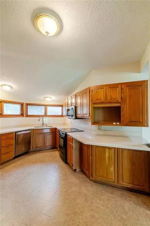 Kitchen - 1406 N St, Atchison, KS 66002 photo 1 of 4