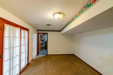Bedroom - 1406 N St, Atchison, KS 66002 photo 4 of 6