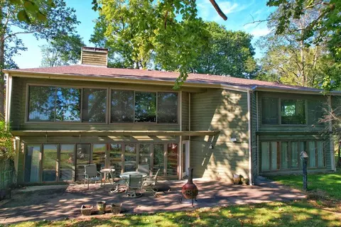 Exterior - 1406 N St, Atchison, KS 66002 photo 5 of 25
