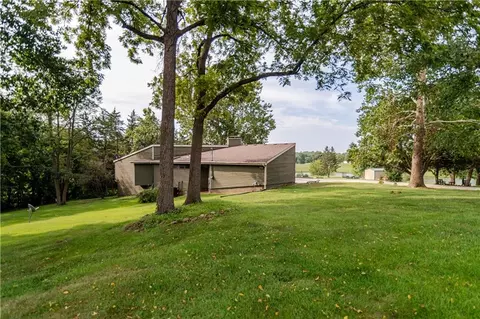 Exterior - 1406 N St, Atchison, KS 66002 photo 21 of 25