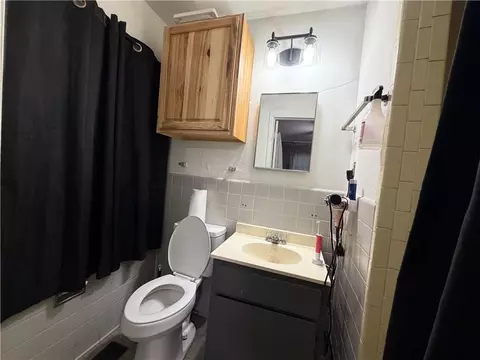 Bath - 1201 Cedar St, Cedar Vale, KS 67024 photo 3 of 3