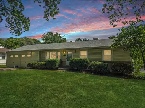 2623 Vernon St, North Kansas City, MO 64116